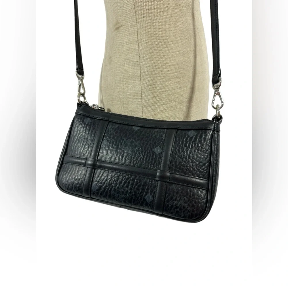 MCM  Michael Cromer Delmy Visetos Mini signature black shoulder bag chain - Picture 4 of 16